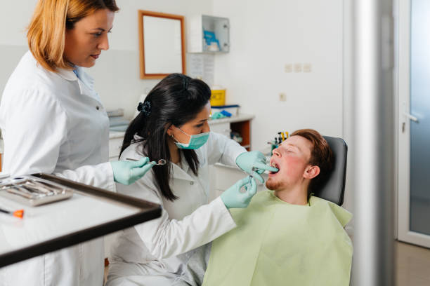 Best Dentist for Tooth Abscess  in Yosemite Lakes, CA